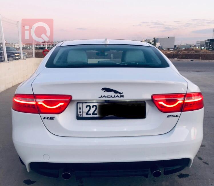 جاگوار XE
